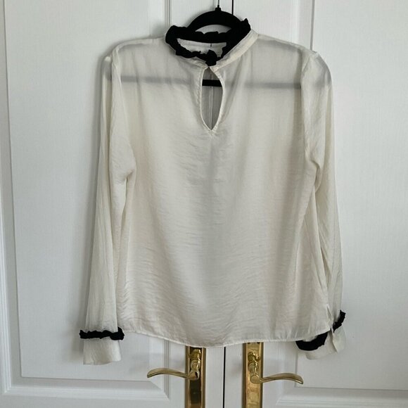 Zara Ivory Blouse with black contrasting ruffles  Size M - Picture 4 of 7
